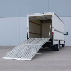 Folding ramp system for box trucks HDR Heavy Duty Ramps **Commercial** 3,00 $CA